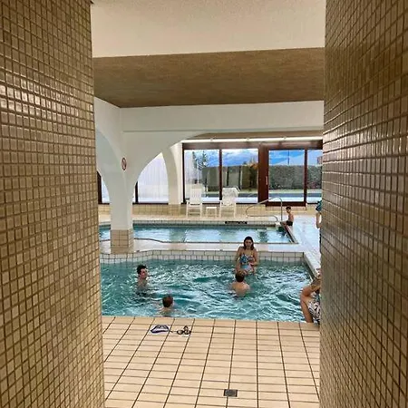 Downtown, Pool, & Garage Appartement Villars-sur-Ollon